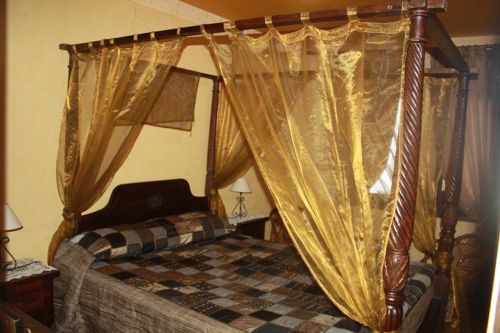 Hostal Restaurante La Diligencia Кунит Стая снимка