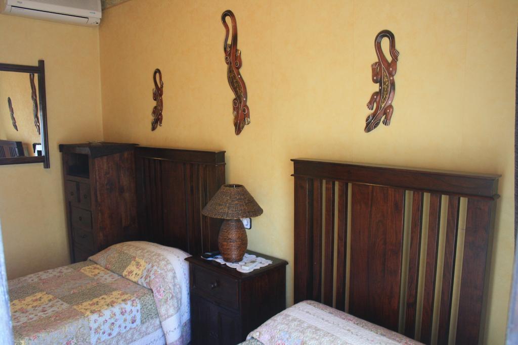 Hostal Restaurante La Diligencia Кунит Стая снимка