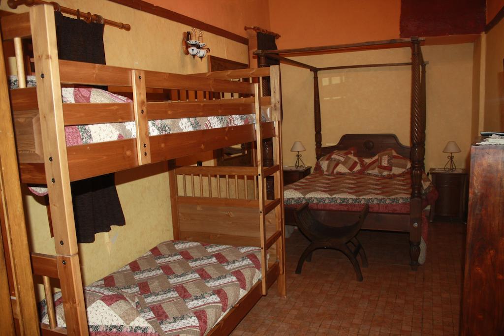 Hostal Restaurante La Diligencia Кунит Стая снимка